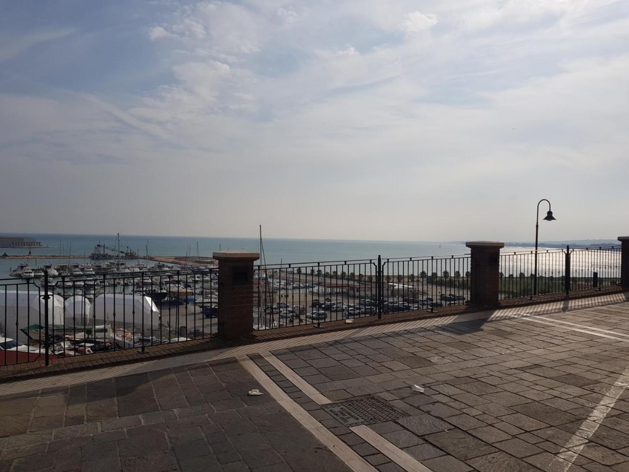 Villa Residenza Lumiere Térmoli Exterior foto